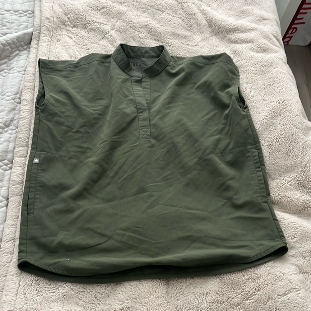 FIGS RAFELA TOP ANS JOGGER SCRUBS
